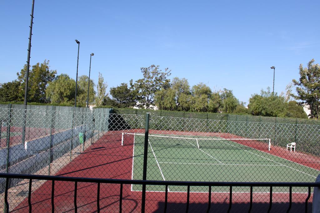Alto Club Apartments Алвор Екстериор снимка