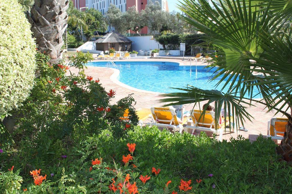 Alto Club Apartments Алвор Екстериор снимка